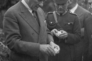 Gazi Mustafa Kemal Atatürk'ün vefatının 80. yılı
