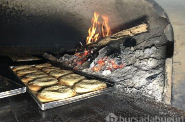 Bursalıların asırlık lezzeti 'tahinli pide'
