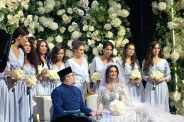 Malezya Kralı ile Rus güzellik kraliçesi evlendi