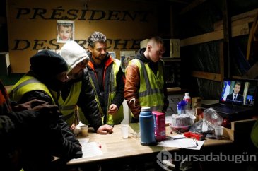 Dünya o anları canlı izledi!

