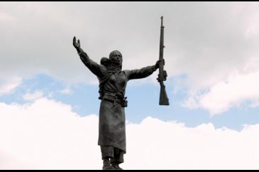 Nene Hatun heykelindeki 24 yıllık hata düzeltildi
