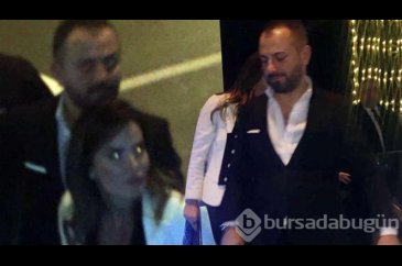 Özlem Yıldız sevgilisiyle gecelerde
