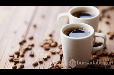 Bu hatalar kemiklerin düşmanı! Günde 3 fincandan fazla içerseniz...
