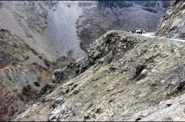 Yer: Gümüşhane... 'Ölüm yolu' vatandaşların korkulu rüyası oldu

