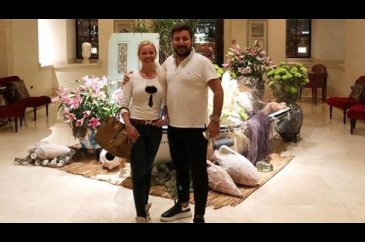 Singapur'da aşk tazelediler
