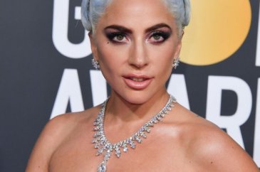  Lady Gaga'nın 76. Altın Küre Ödül Töreni'ndeki elbisesinin anlamı 
