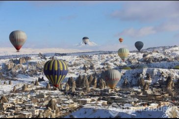  Kapadokya'nın balonları yarım milyon turisti uçurdu 