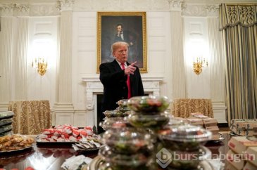Trump "personel yok" dedi, herkese hamburger sipariş etti

