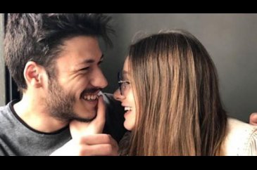 'Varlığın her günüme lütuf' Kubilay Aka'dan romantik paylaşım!
