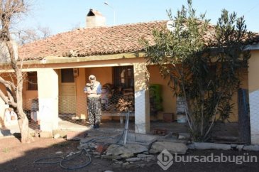 150 lira kira veriyor, elektrik parası ödememek için karanlıkta otu...