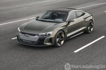 Audi'den 4 kapılı elektrikli coupe konsepti: Audi e-tron GT concept