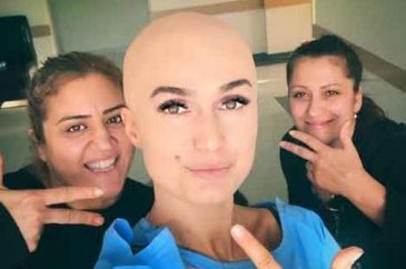 Tuğba Özay'ın saçlarına ne oldu?
