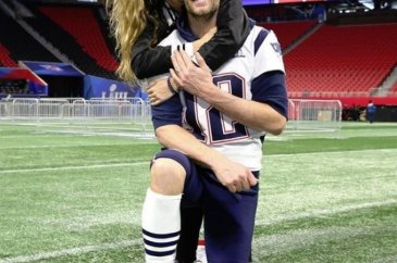 Gisele Bünchen'den Super Bowl'da eşi Tom Brady'ye destek