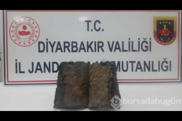 Diyarbakır'da altın yazmalı İncil ele geçirildi
