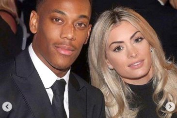 Dünyaca Ünlü Futbolcu Martial'in Hamile Eşini Aldattığı Ortaya Çıktı
