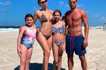 Dusko Tosic ile eşi Jelena Karleusa, Dubai tatilinde
