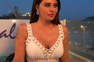 Şarkıcı Ebru Polat makyajsız fotoğrafıyla şaşırttı
