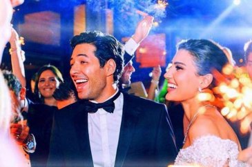 Mert Fırat, İdil Fırat için şarkı yazdı
