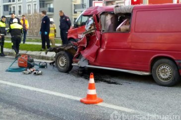 Köpeğe çarpmamak için manevra yapınca canından oldu

