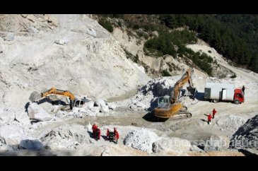 Muğla'da maden sahasında heyelan
