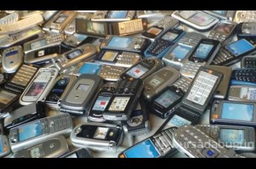 En çirkin tasarıma sahip cep telefonları
