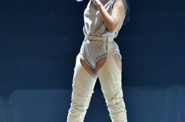 31. yaşına özel 31 fotoğrafla Rihanna