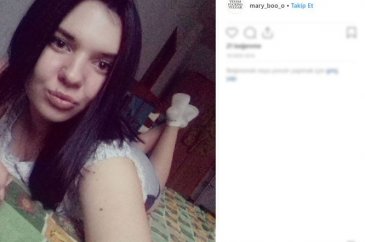 Rezaletin böylesi! Annesi eve gelince yakaladı