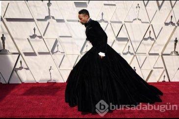 Oscar'da dikkat çeken kıyafet
