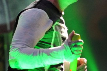 Prodigy grubunun solisti Keith Flint intihar etmiş

