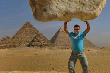 68 ülke gezen Türk gezginin fotoğrafları ve koleksiyonu şaşırtıyor
