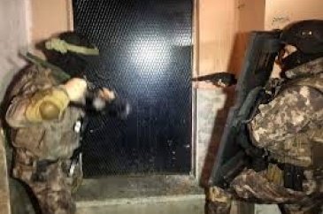 Bursa'da DEAŞ ve PKK'ya operasyon
