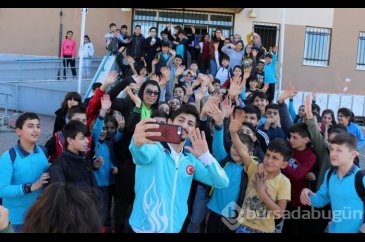 Dünya ve Avrupa şampiyonu Kamal'dan vefa örneği
