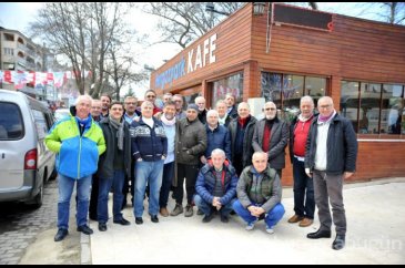 Eski kramponlar 'kuru'da buluşuyor