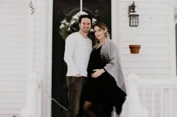 Fotoğrafçı anne kendi doğumunu çekti