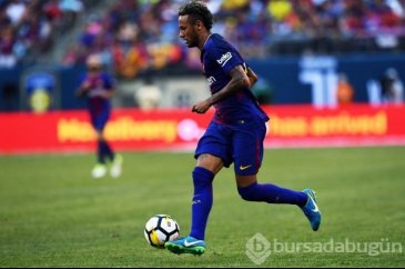 Neymar ile Demi Lovato birlikte mi?