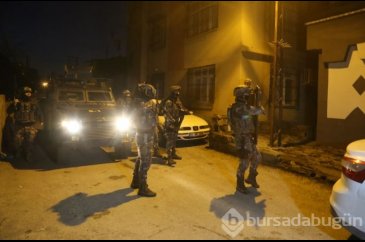 Adana'da terör propagandası operasyonu: 12 gözaltı