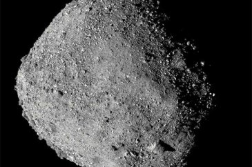 NASA'nın OSIRIS-REx uzay aracı Bennu isimli asteroidden yeni görünt...