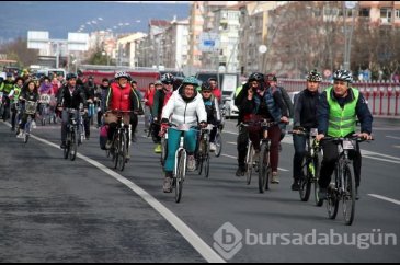 Sokak hayvanları için pedal çevirdiler
