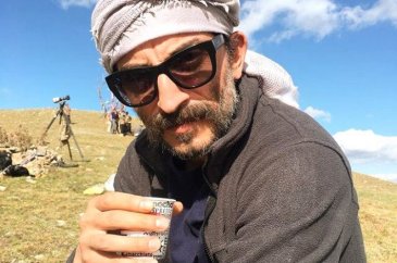 Ekmek teknesi'nde ölü karakteriyle ünlenen mehmet usta, bakın şimdi...