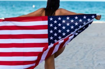 Claudia Romani Amerikan vatandaşı oldu!
