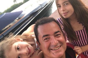 Acun Ilıcalı'nın Miami ekibi!

