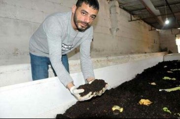Günde 1 saat çalışıyor! Paraya para demiyor!