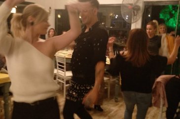 Bursa'da kadınlar Gölge ile coştu