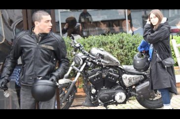 Motorcu çift