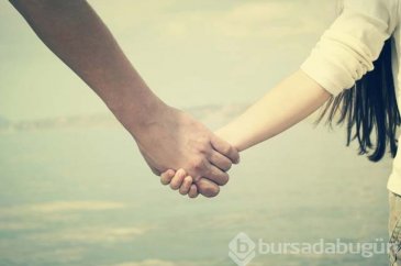 El ele tutuşma şekline göre ilişki analizi
