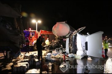 Otoyolda tanker ile TIR çarpıştı
