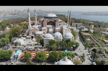  Sultanahmet'te dünyanın en büyük lale halısı 