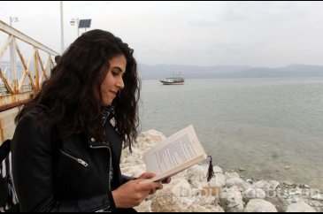 Kuraklığa dikkat çekmek için kitap okudular
