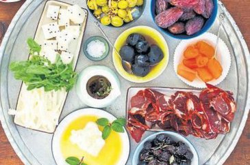 İftar ve sahurda doğru bilinen 10 beslenme hatası
