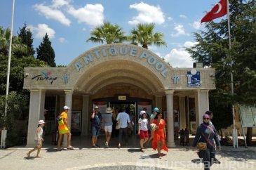 Günde 2 bin turist tarihin içinde yüzüyor!

